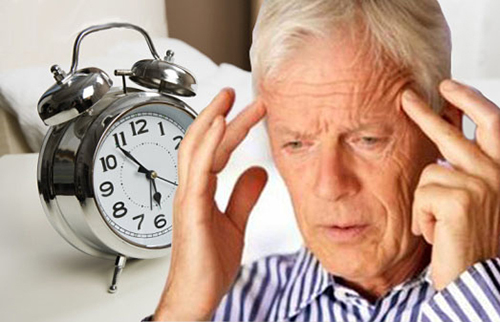 Bài thuốc hay chữa bệnh mất ngủ ở người già